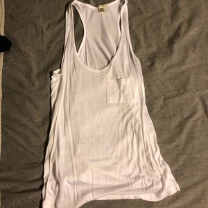 Tillys tank w/ pocket
